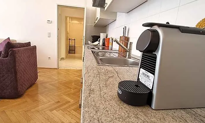 فندق Urban Serviced فيينا